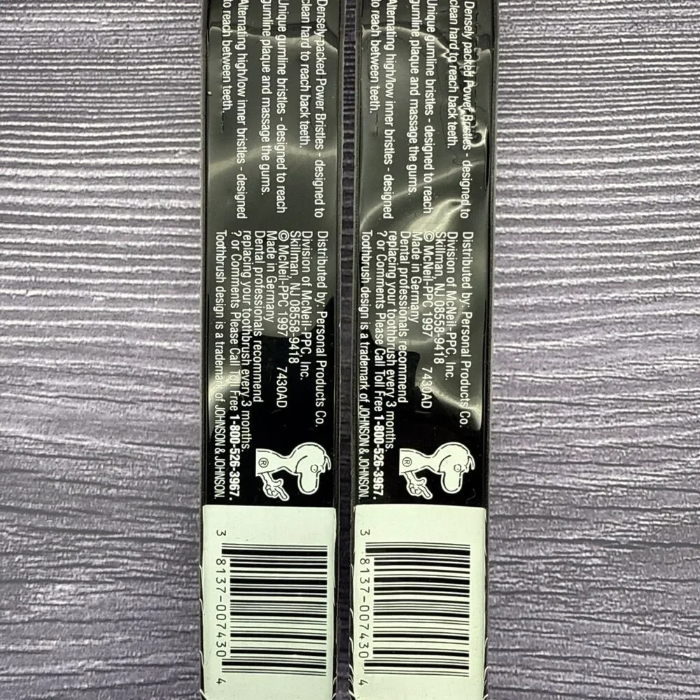 2 Vtg 2001 Reach UltraClean Triple Action Soft 43 Full Head Toothbrush (43)